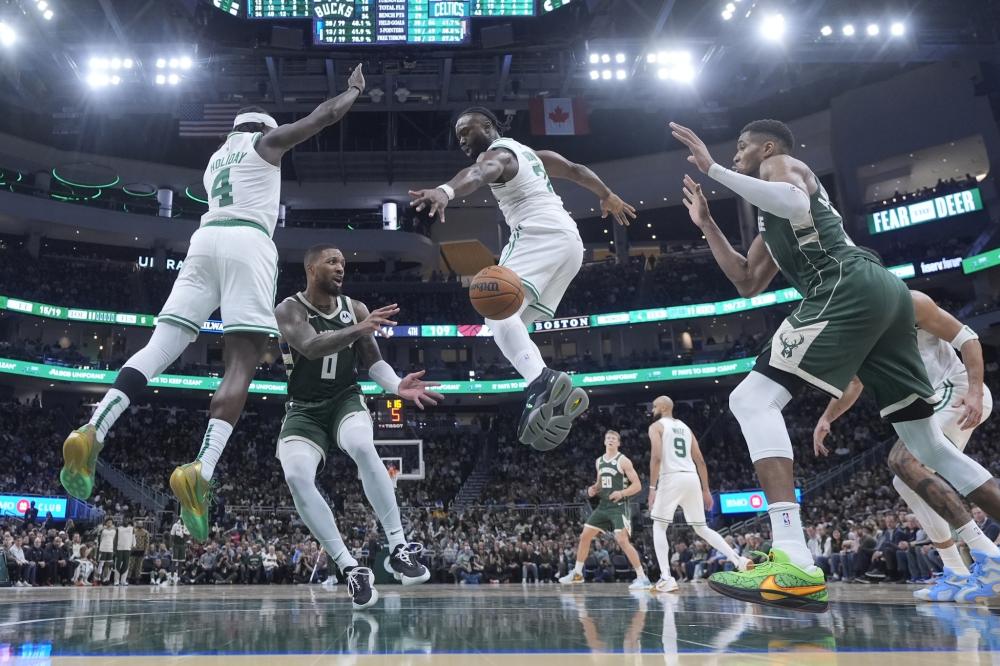 的新闻背后 的新闻背后